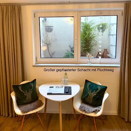 Hirschzimmer & Strandzimmer Utting am Ammersee