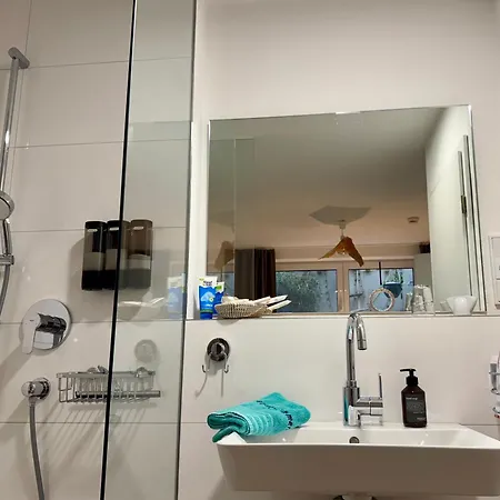 Проживание в семье Hirschzimmer & Strandzimmer *